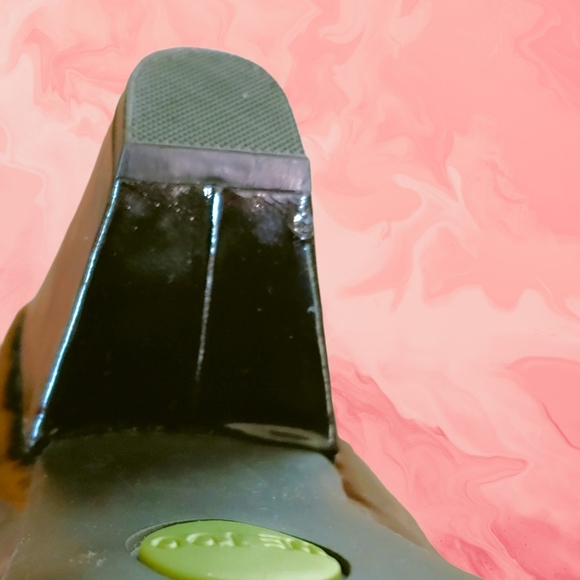 Heels Patent Leather Excellent Condition - Picture 11 of 11